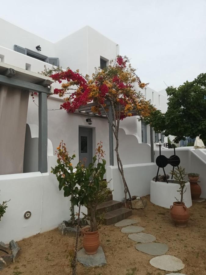 Theofanis Studios Agia Anna  Екстериор снимка