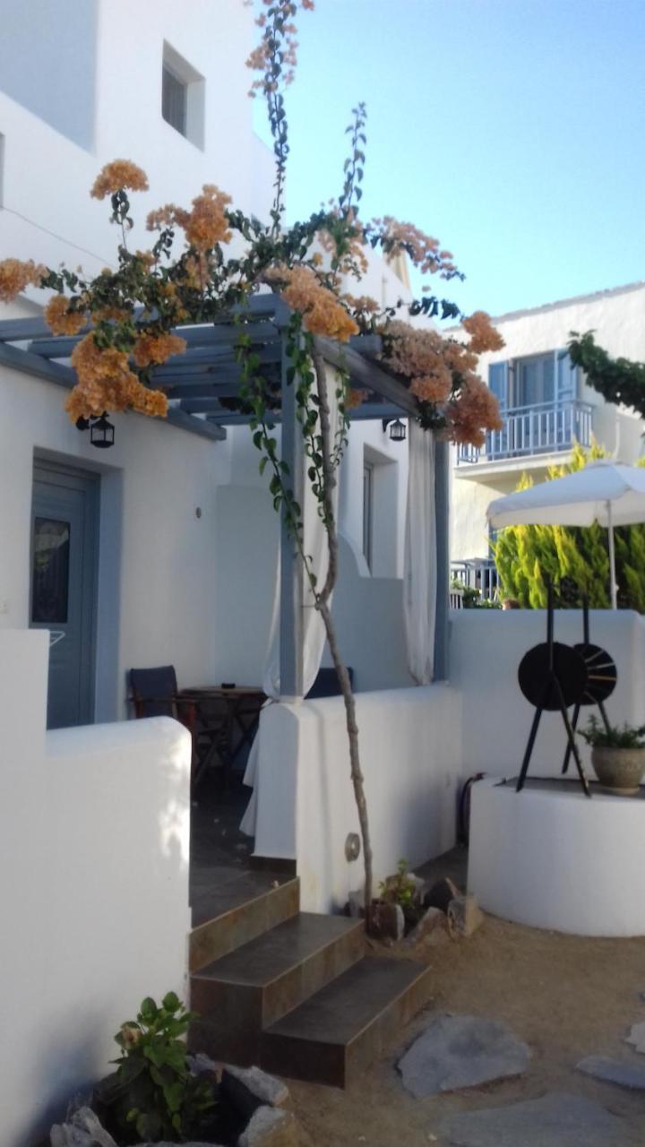 Theofanis Studios Agia Anna  Екстериор снимка